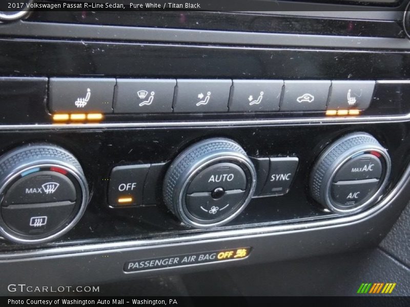 Pure White / Titan Black 2017 Volkswagen Passat R-Line Sedan