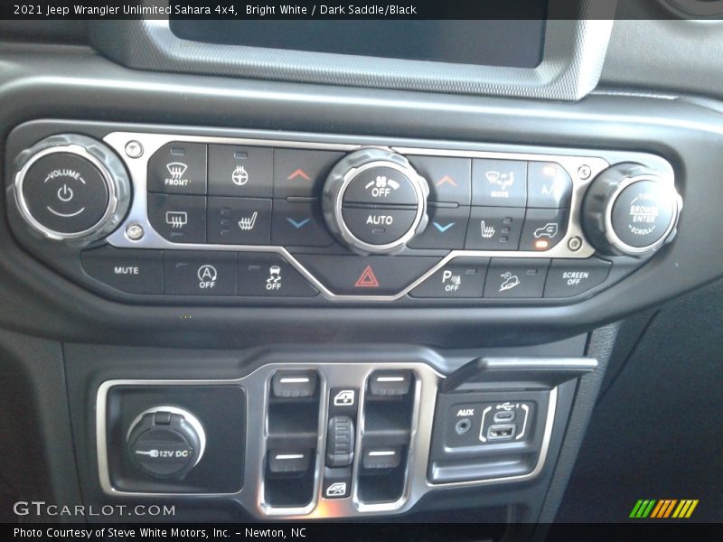 Bright White / Dark Saddle/Black 2021 Jeep Wrangler Unlimited Sahara 4x4