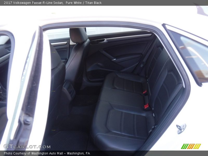 Pure White / Titan Black 2017 Volkswagen Passat R-Line Sedan