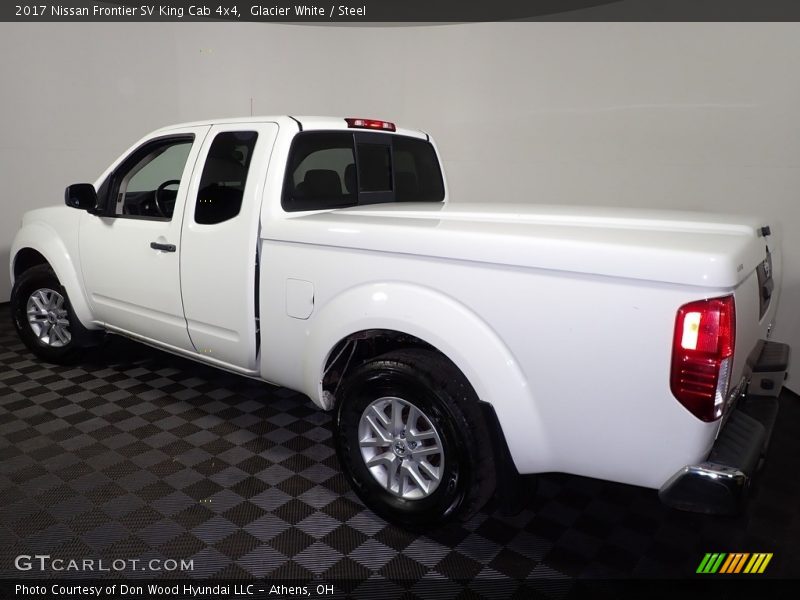 Glacier White / Steel 2017 Nissan Frontier SV King Cab 4x4
