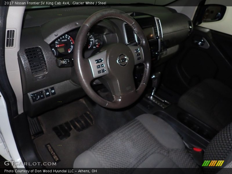 Glacier White / Steel 2017 Nissan Frontier SV King Cab 4x4