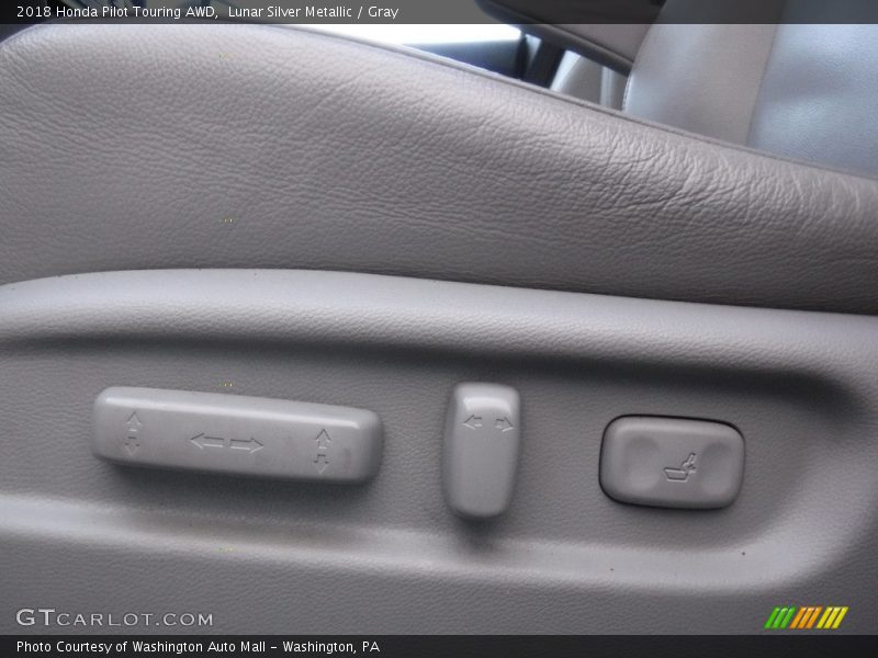 Lunar Silver Metallic / Gray 2018 Honda Pilot Touring AWD