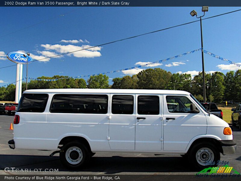 Bright White / Dark Slate Gray 2002 Dodge Ram Van 3500 Passenger