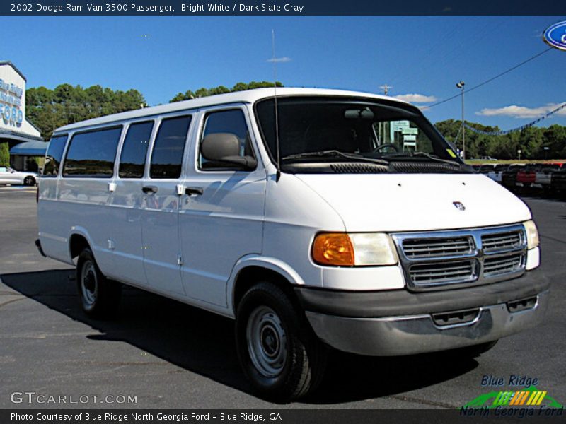 Bright White / Dark Slate Gray 2002 Dodge Ram Van 3500 Passenger