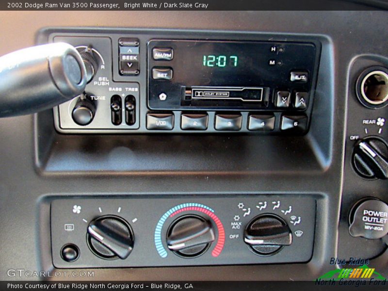 Bright White / Dark Slate Gray 2002 Dodge Ram Van 3500 Passenger