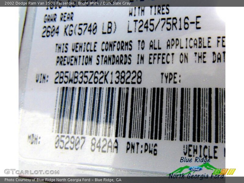 Bright White / Dark Slate Gray 2002 Dodge Ram Van 3500 Passenger