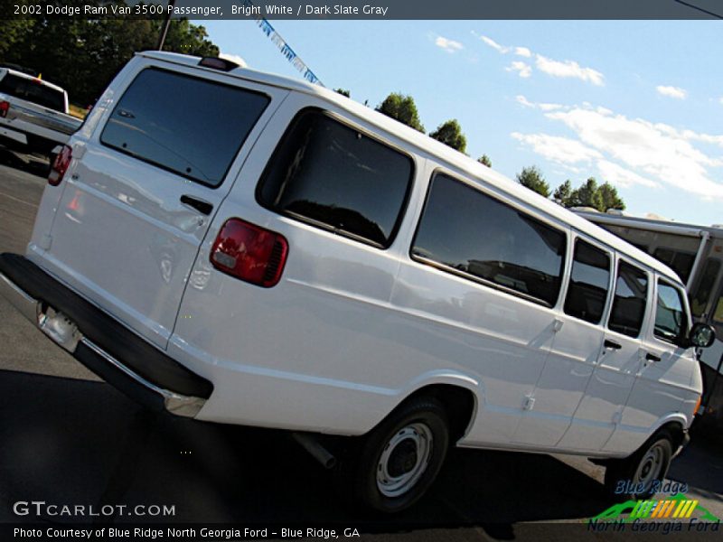 Bright White / Dark Slate Gray 2002 Dodge Ram Van 3500 Passenger