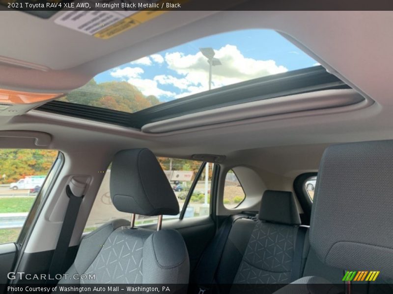 Midnight Black Metallic / Black 2021 Toyota RAV4 XLE AWD