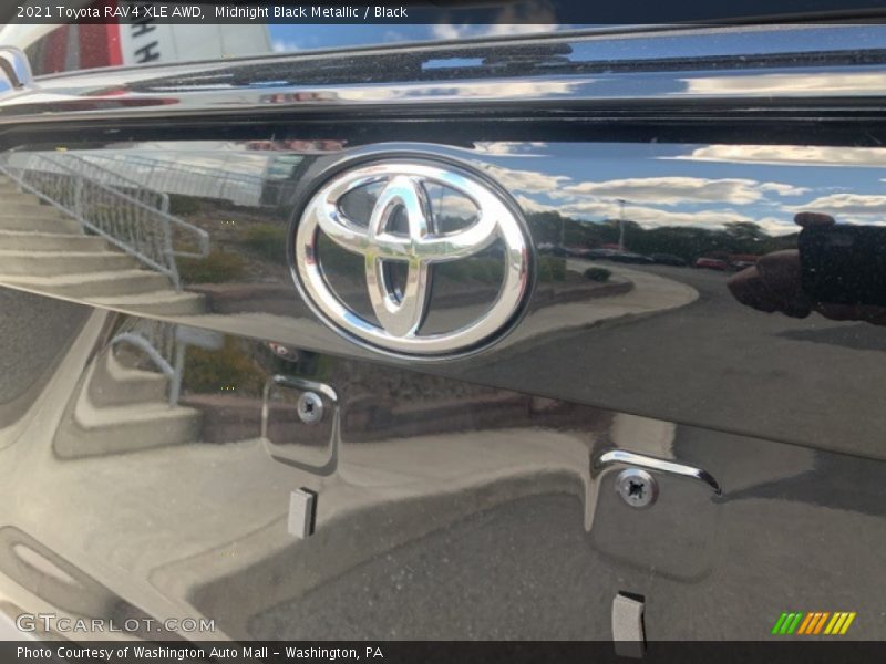 Midnight Black Metallic / Black 2021 Toyota RAV4 XLE AWD