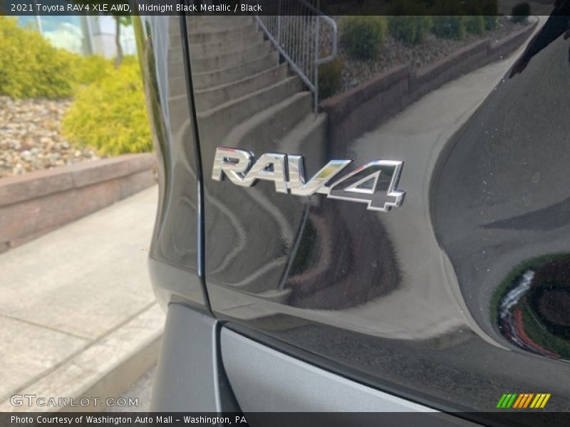 Midnight Black Metallic / Black 2021 Toyota RAV4 XLE AWD