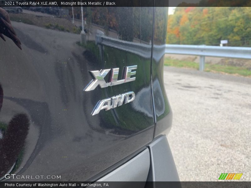 Midnight Black Metallic / Black 2021 Toyota RAV4 XLE AWD