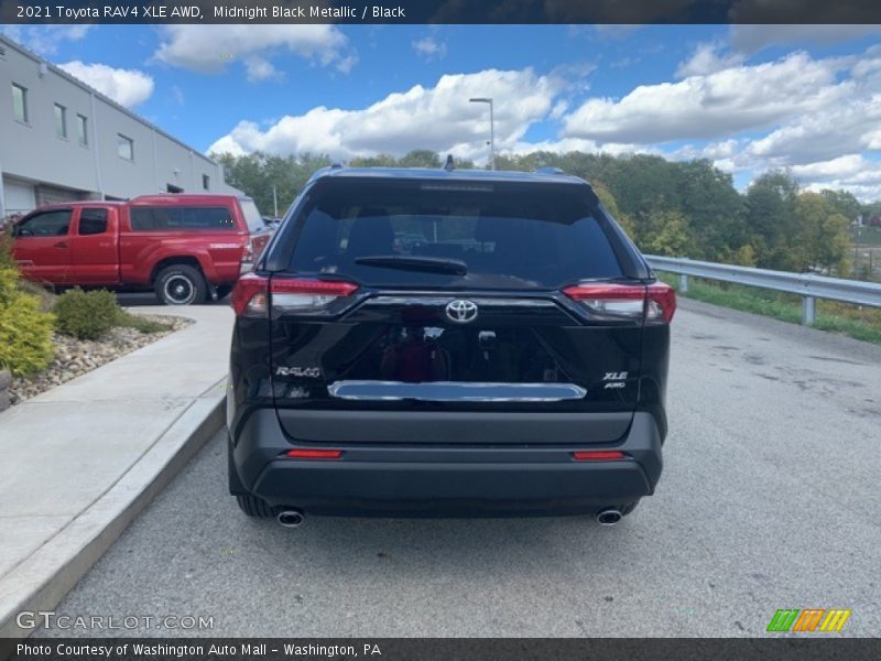 Midnight Black Metallic / Black 2021 Toyota RAV4 XLE AWD