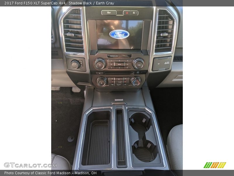 Shadow Black / Earth Gray 2017 Ford F150 XLT SuperCab 4x4