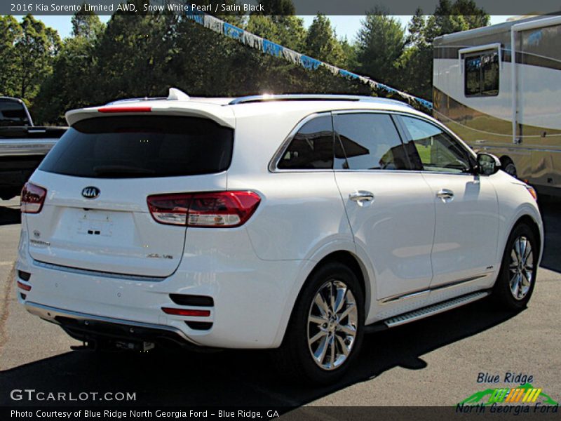 Snow White Pearl / Satin Black 2016 Kia Sorento Limited AWD