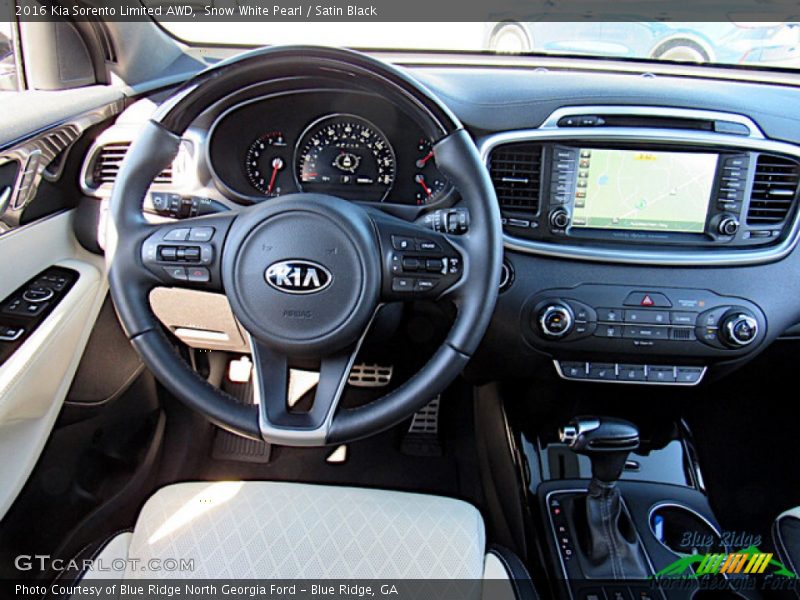 Snow White Pearl / Satin Black 2016 Kia Sorento Limited AWD