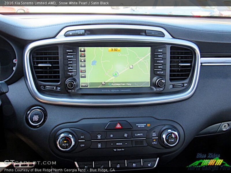 Snow White Pearl / Satin Black 2016 Kia Sorento Limited AWD