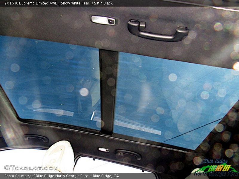 Snow White Pearl / Satin Black 2016 Kia Sorento Limited AWD