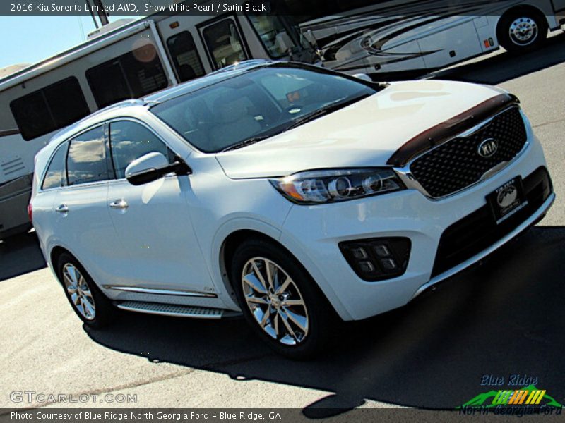 Snow White Pearl / Satin Black 2016 Kia Sorento Limited AWD
