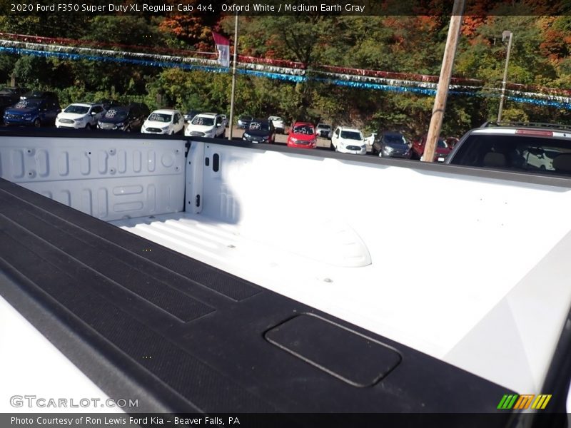 Oxford White / Medium Earth Gray 2020 Ford F350 Super Duty XL Regular Cab 4x4