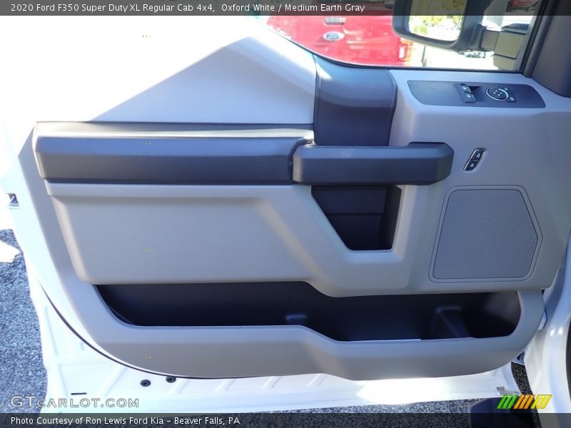 Oxford White / Medium Earth Gray 2020 Ford F350 Super Duty XL Regular Cab 4x4