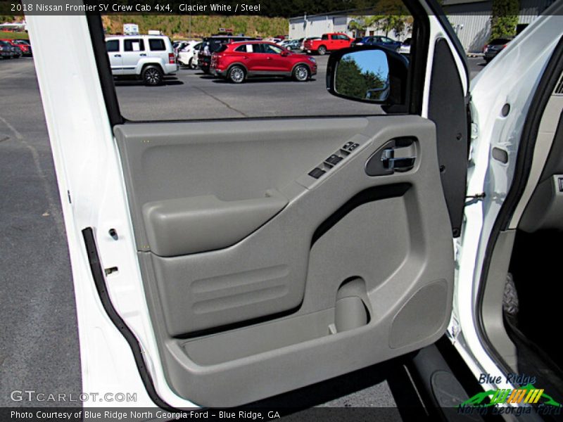Glacier White / Steel 2018 Nissan Frontier SV Crew Cab 4x4