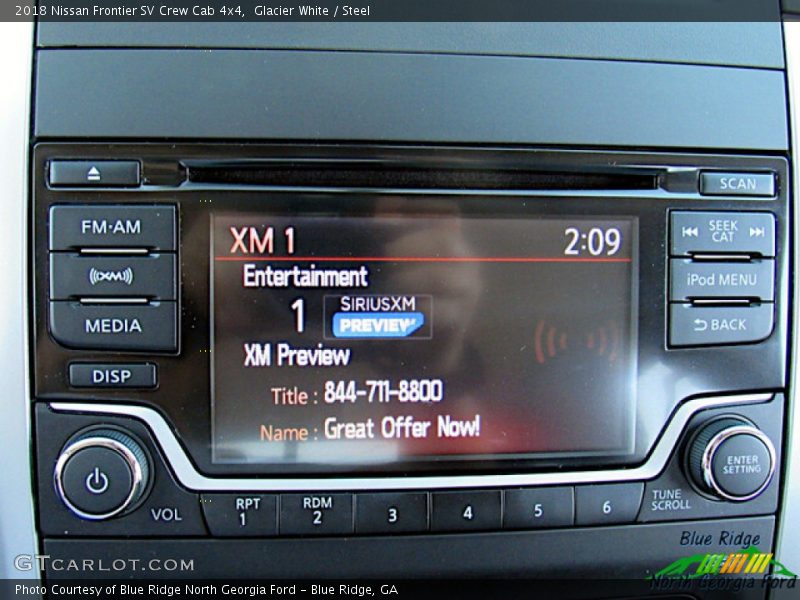 Glacier White / Steel 2018 Nissan Frontier SV Crew Cab 4x4