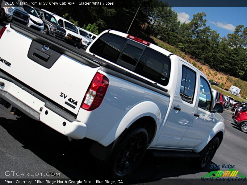 Glacier White / Steel 2018 Nissan Frontier SV Crew Cab 4x4
