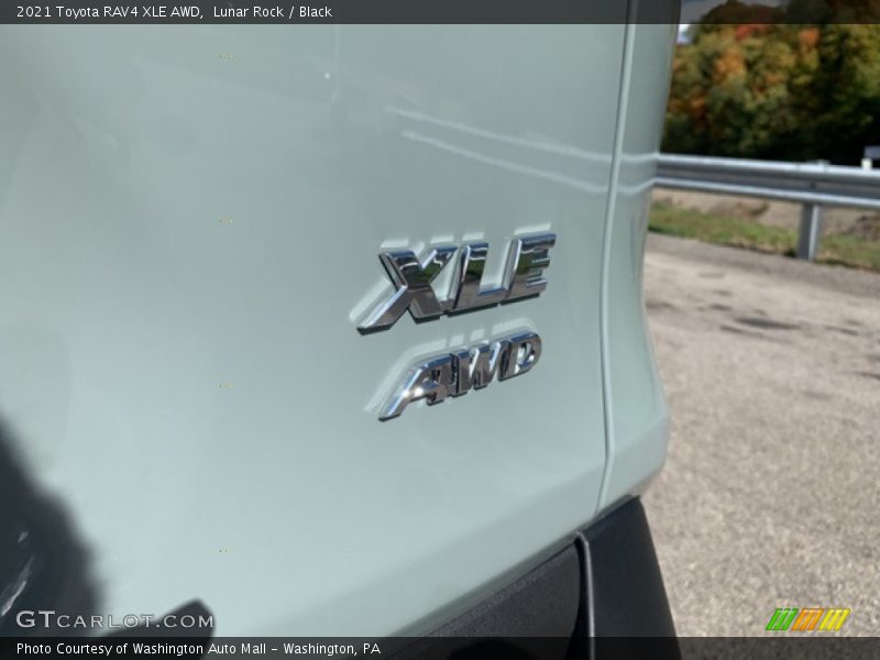  2021 RAV4 XLE AWD Logo