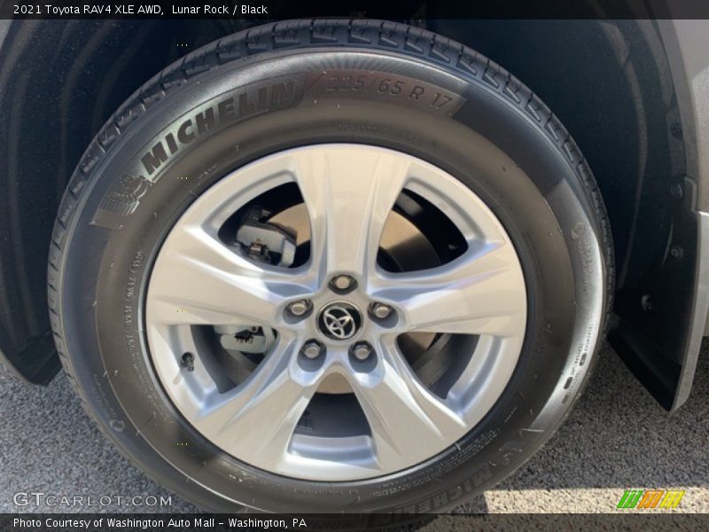 Lunar Rock / Black 2021 Toyota RAV4 XLE AWD