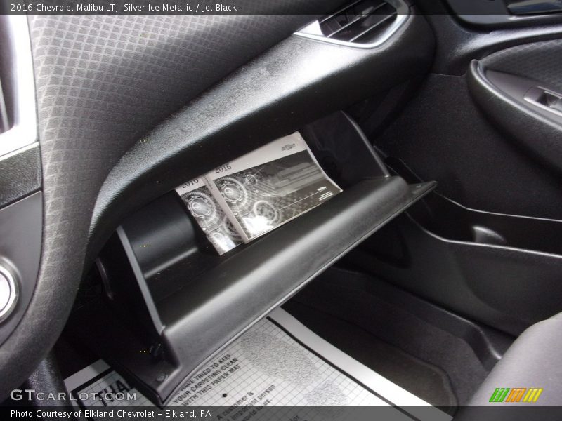 Silver Ice Metallic / Jet Black 2016 Chevrolet Malibu LT