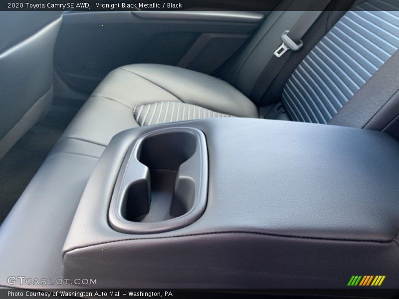 Midnight Black Metallic / Black 2020 Toyota Camry SE AWD