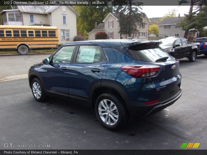 Pacific Blue Metallic / Jet Black 2021 Chevrolet TrailBlazer LS AWD