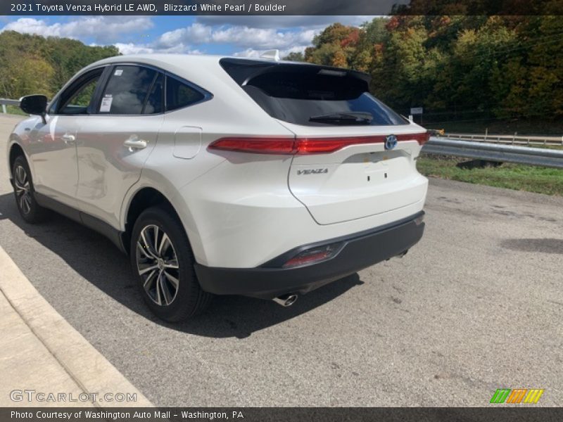 Blizzard White Pearl / Boulder 2021 Toyota Venza Hybrid LE AWD