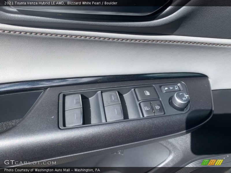 Blizzard White Pearl / Boulder 2021 Toyota Venza Hybrid LE AWD