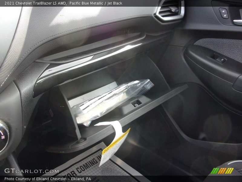 Pacific Blue Metallic / Jet Black 2021 Chevrolet TrailBlazer LS AWD