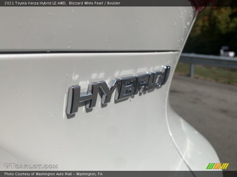 Blizzard White Pearl / Boulder 2021 Toyota Venza Hybrid LE AWD