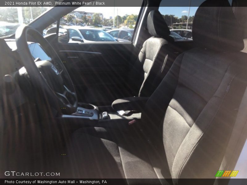 Platinum White Pearl / Black 2021 Honda Pilot EX AWD