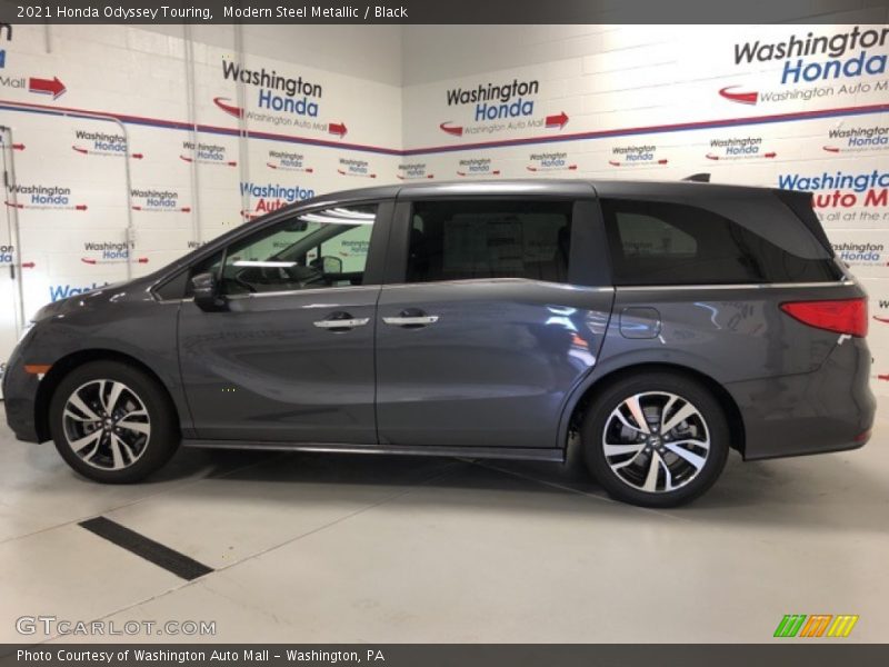 Modern Steel Metallic / Black 2021 Honda Odyssey Touring