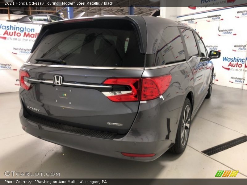 Modern Steel Metallic / Black 2021 Honda Odyssey Touring
