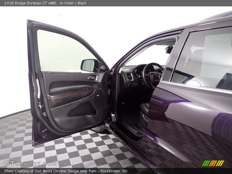 In–Violet / Black 2018 Dodge Durango GT AWD