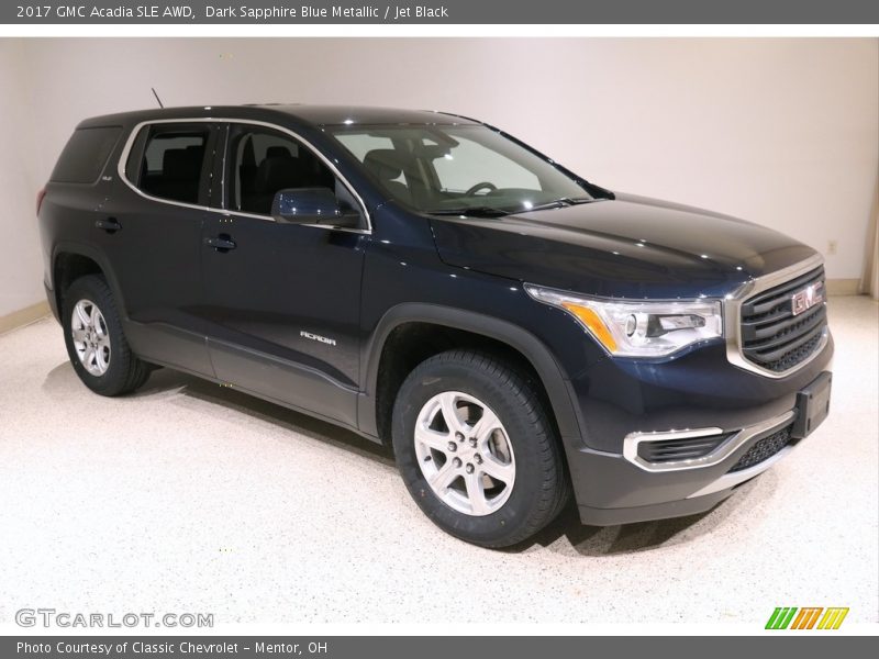 Front 3/4 View of 2017 Acadia SLE AWD