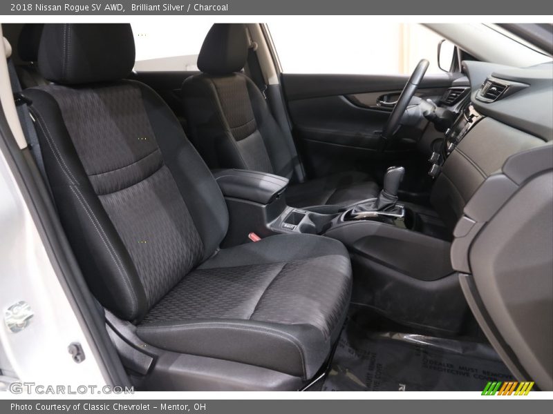 Brilliant Silver / Charcoal 2018 Nissan Rogue SV AWD