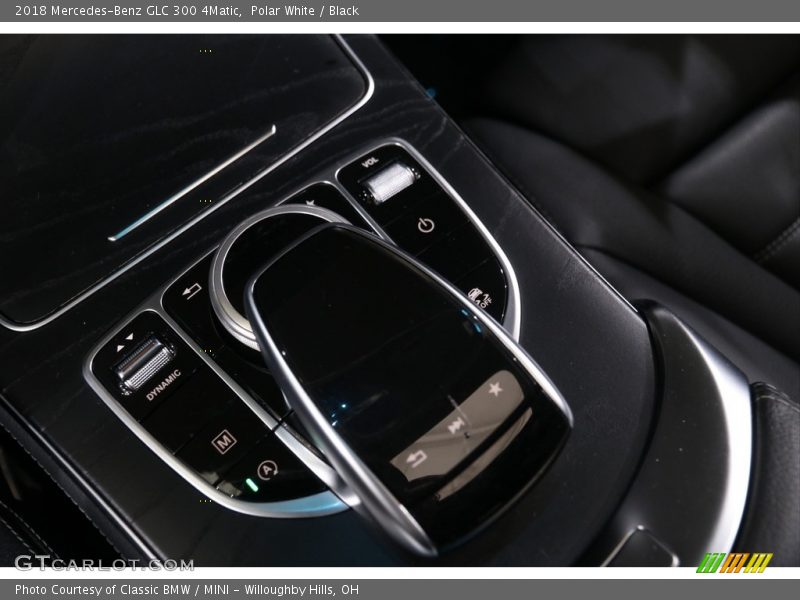 Polar White / Black 2018 Mercedes-Benz GLC 300 4Matic