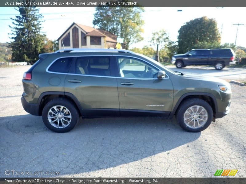 Olive Green Pearl / Ski Gray/Black 2021 Jeep Cherokee Latitude Lux 4x4