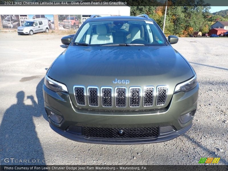 Olive Green Pearl / Ski Gray/Black 2021 Jeep Cherokee Latitude Lux 4x4
