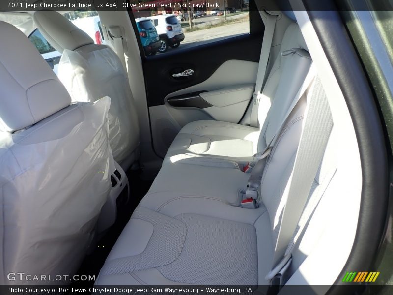 Olive Green Pearl / Ski Gray/Black 2021 Jeep Cherokee Latitude Lux 4x4