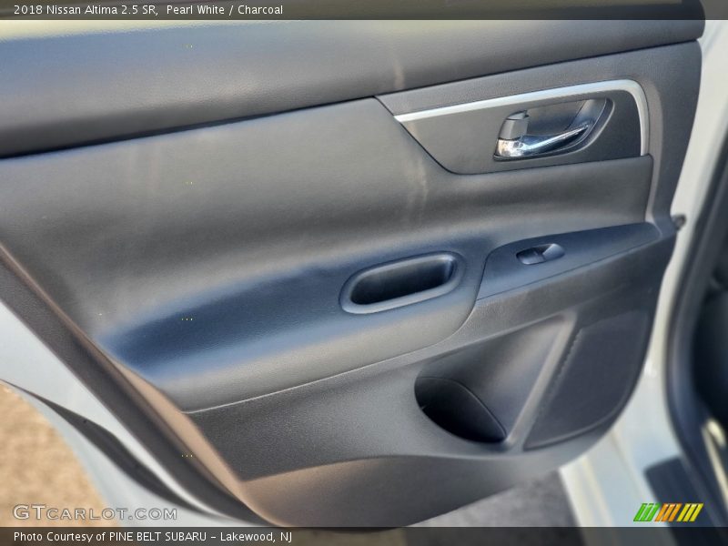 Pearl White / Charcoal 2018 Nissan Altima 2.5 SR