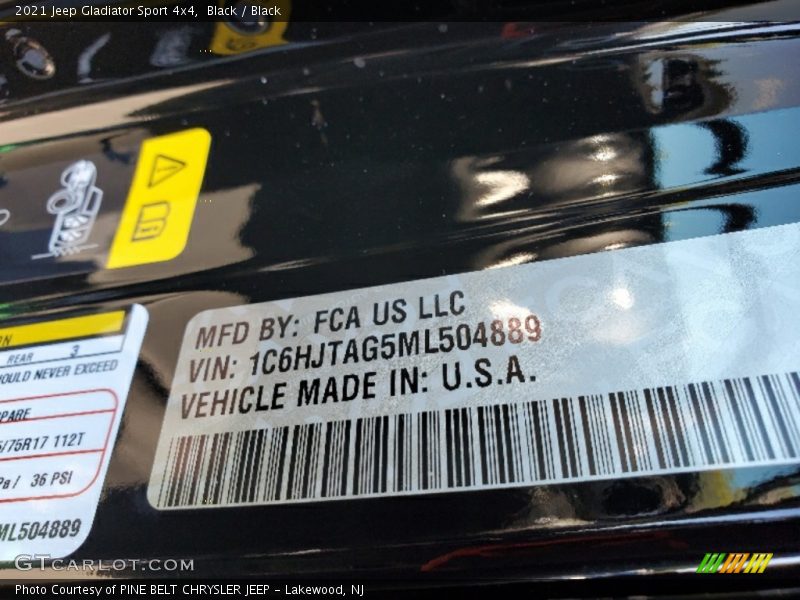 Black / Black 2021 Jeep Gladiator Sport 4x4