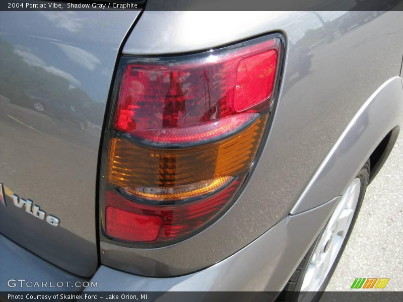 Shadow Gray / Graphite 2004 Pontiac Vibe