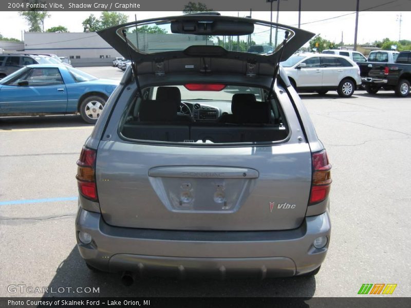 Shadow Gray / Graphite 2004 Pontiac Vibe